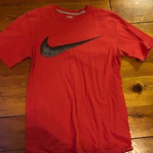 Nike tee
